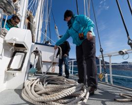 Alpine Peaks of Spitsbergen - Ski & Sail Photo 6