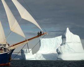 Alpine Peaks of Spitsbergen - Ski & Sail Photo 12