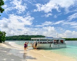 Through Japan's Ryuku Islands Photo 17