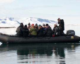 Around Spitsbergen and Polar Bears Photo 9