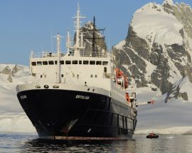 Around Spitsbergen, In the realm of Polar Bear & Ice Photo 16